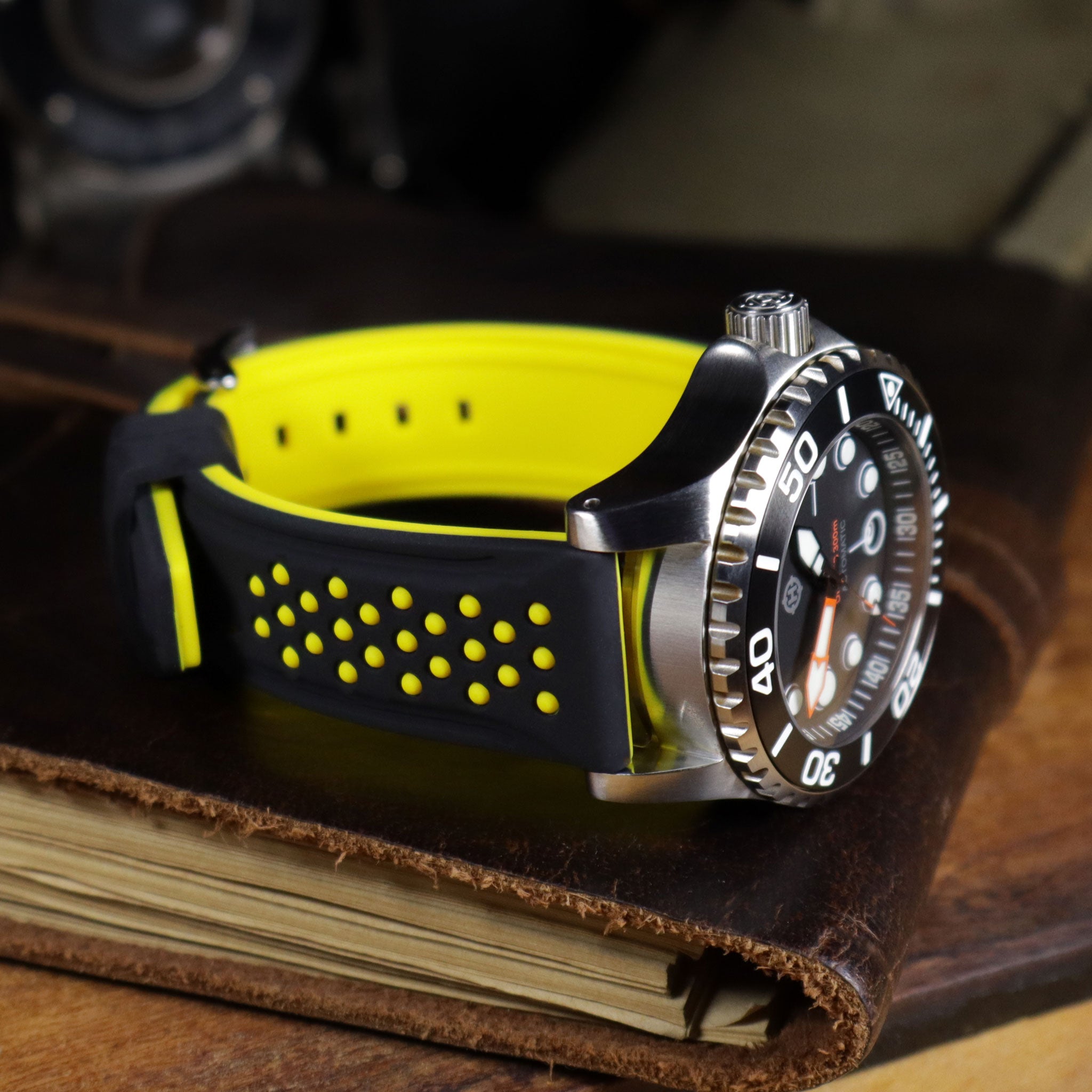 GlowFish™ High-Performance Silicone Rubber Watch Bands