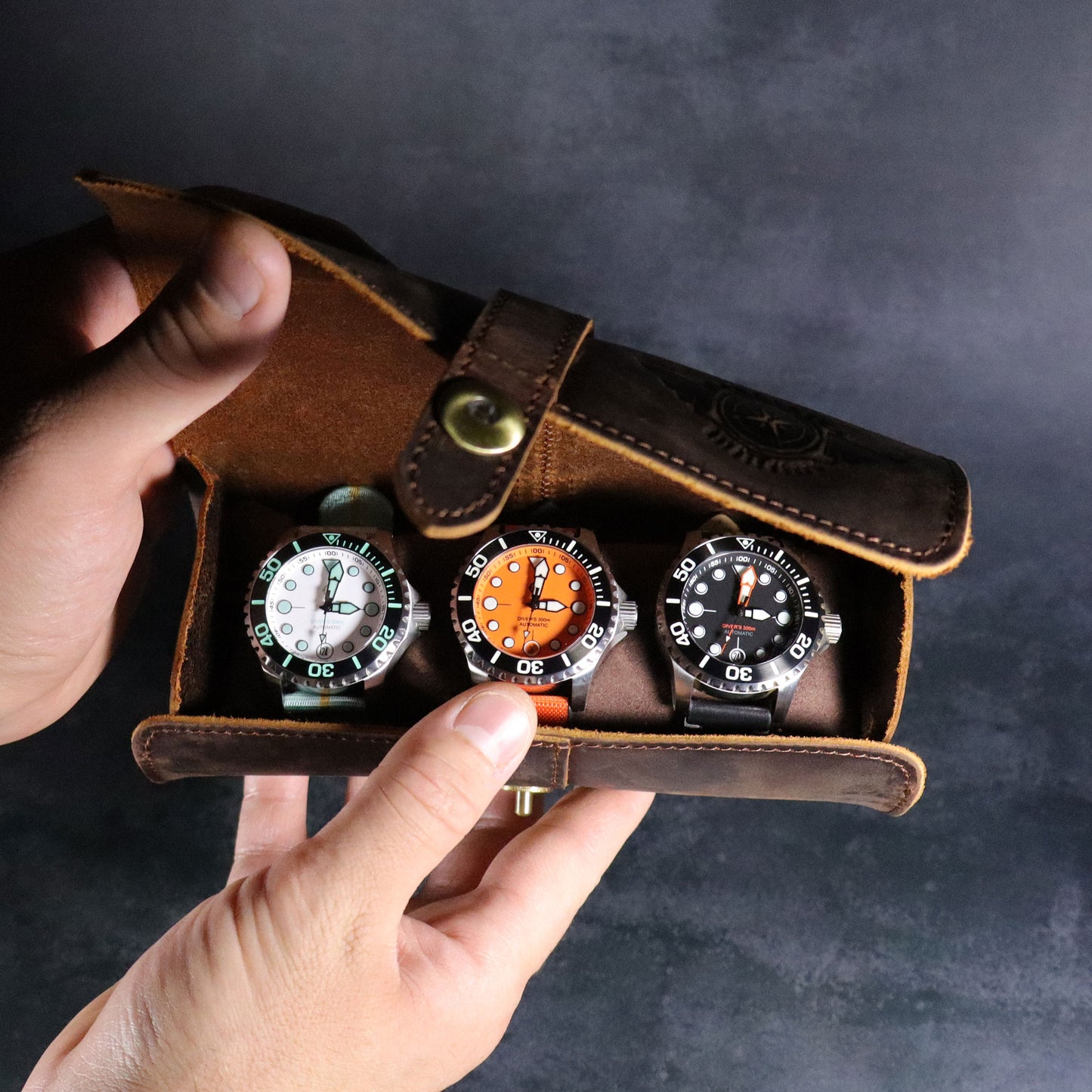 Atlas™ Nubuck Leather Watch Roll