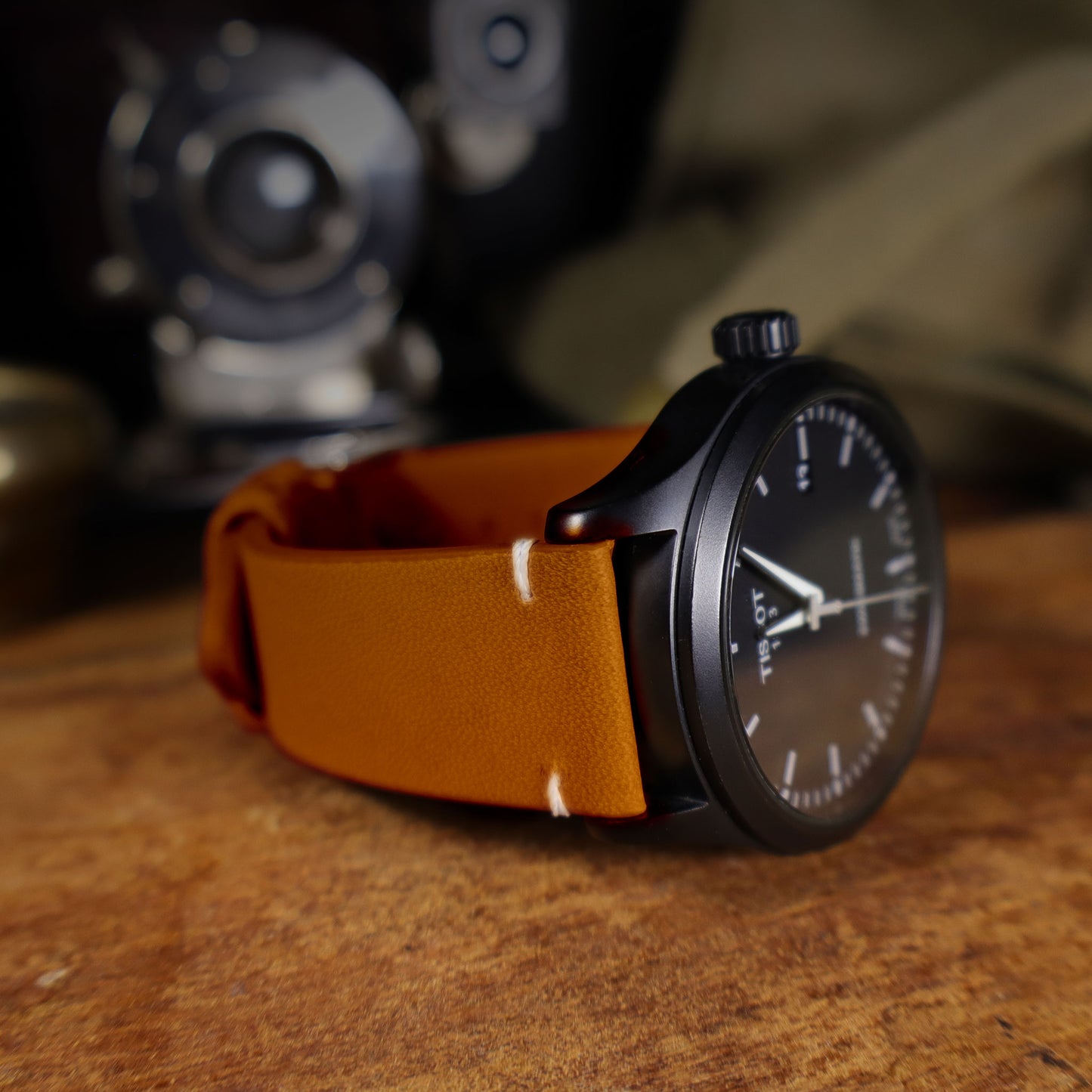 Airfield™ Retro Hand-Stitched Leather Watch Band