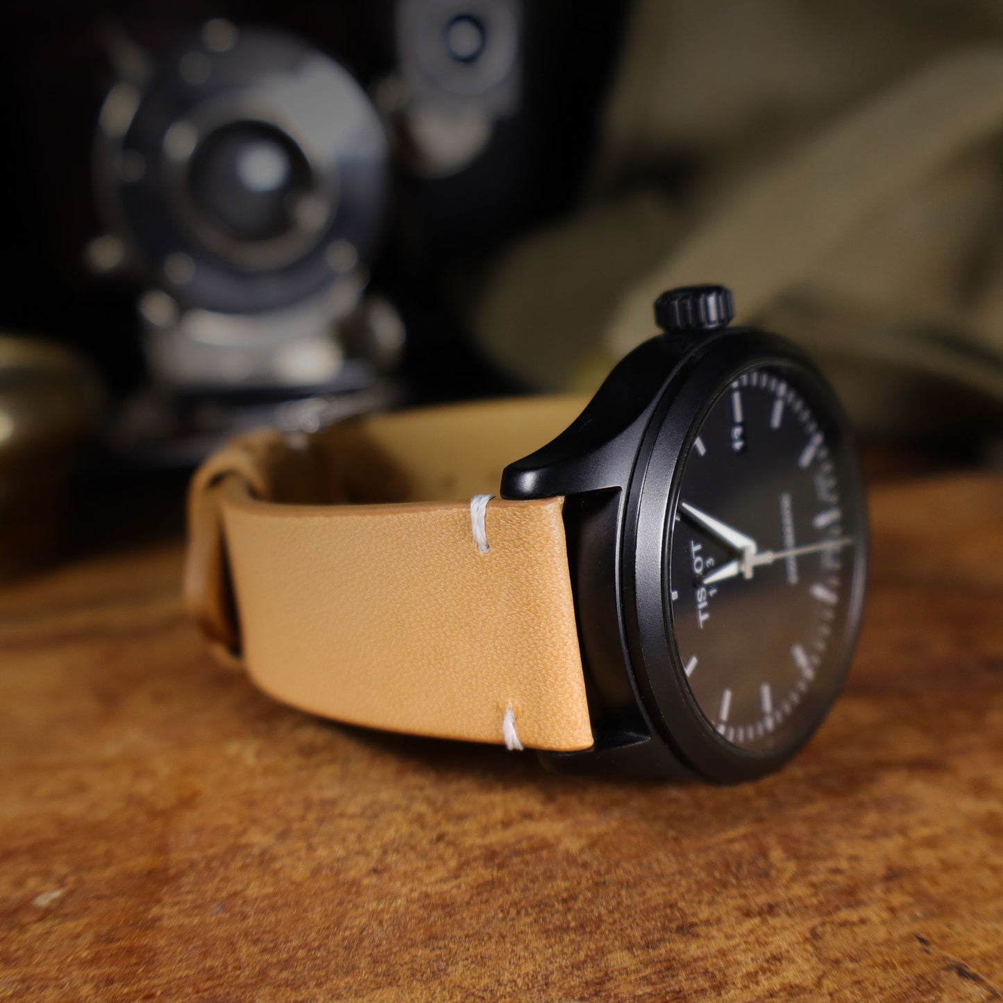 Airfield™ Retro Hand-Stitched Leather Watch Band