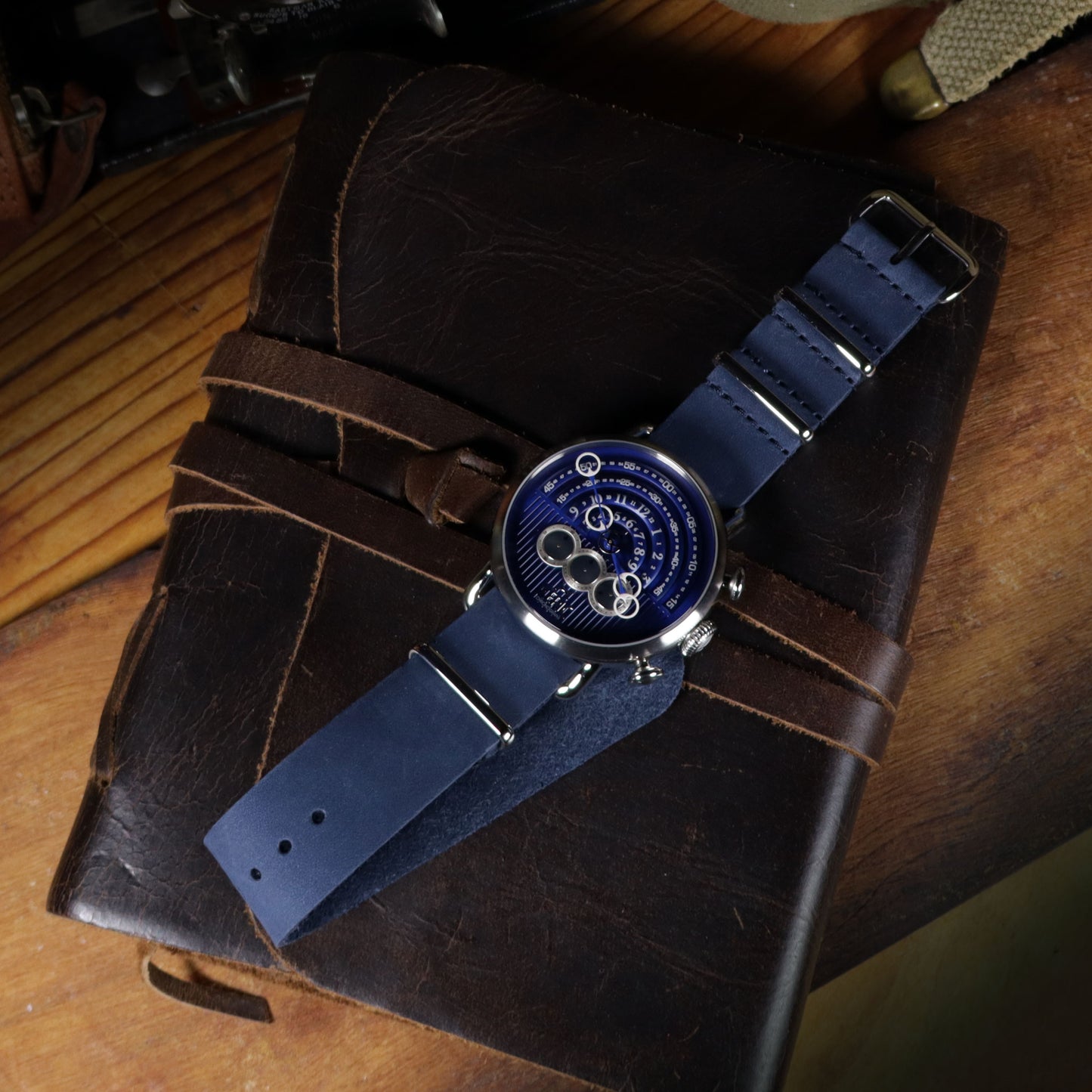 Artisan™ Leather Double-Pass Strap