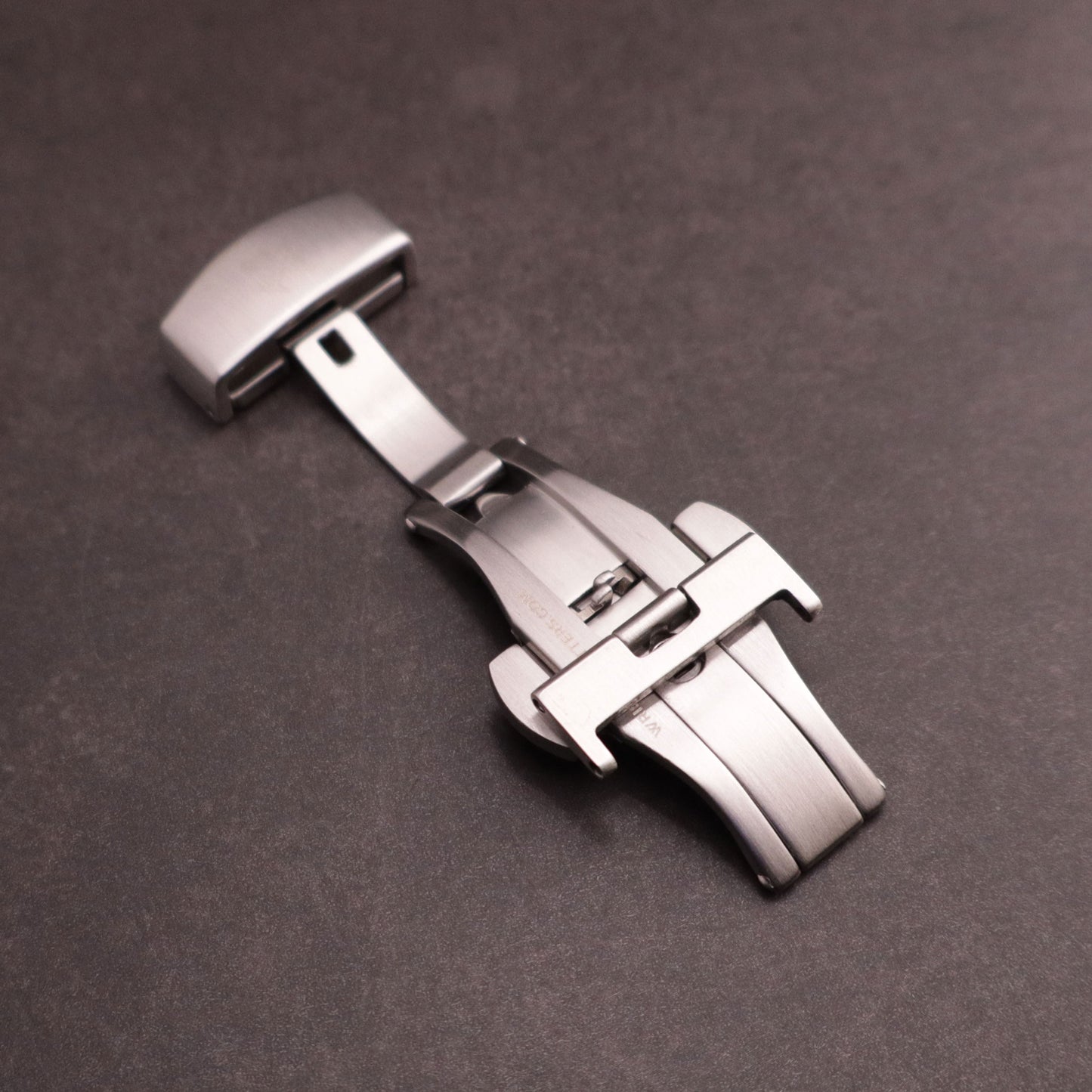 Airfoil™ Butterfly Deployant Clasp