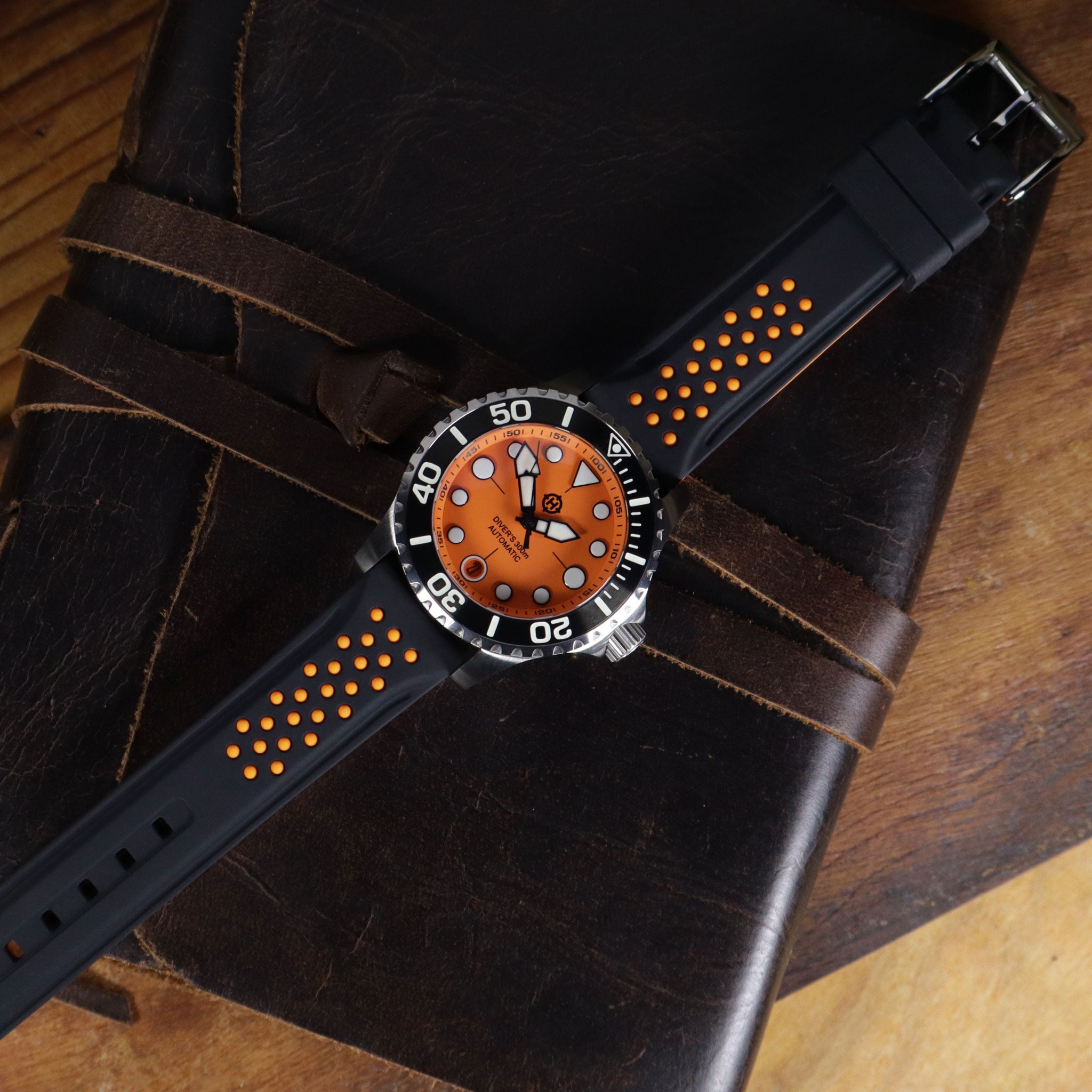 GlowFish™ High-Performance Silicone Rubber Watch Bands