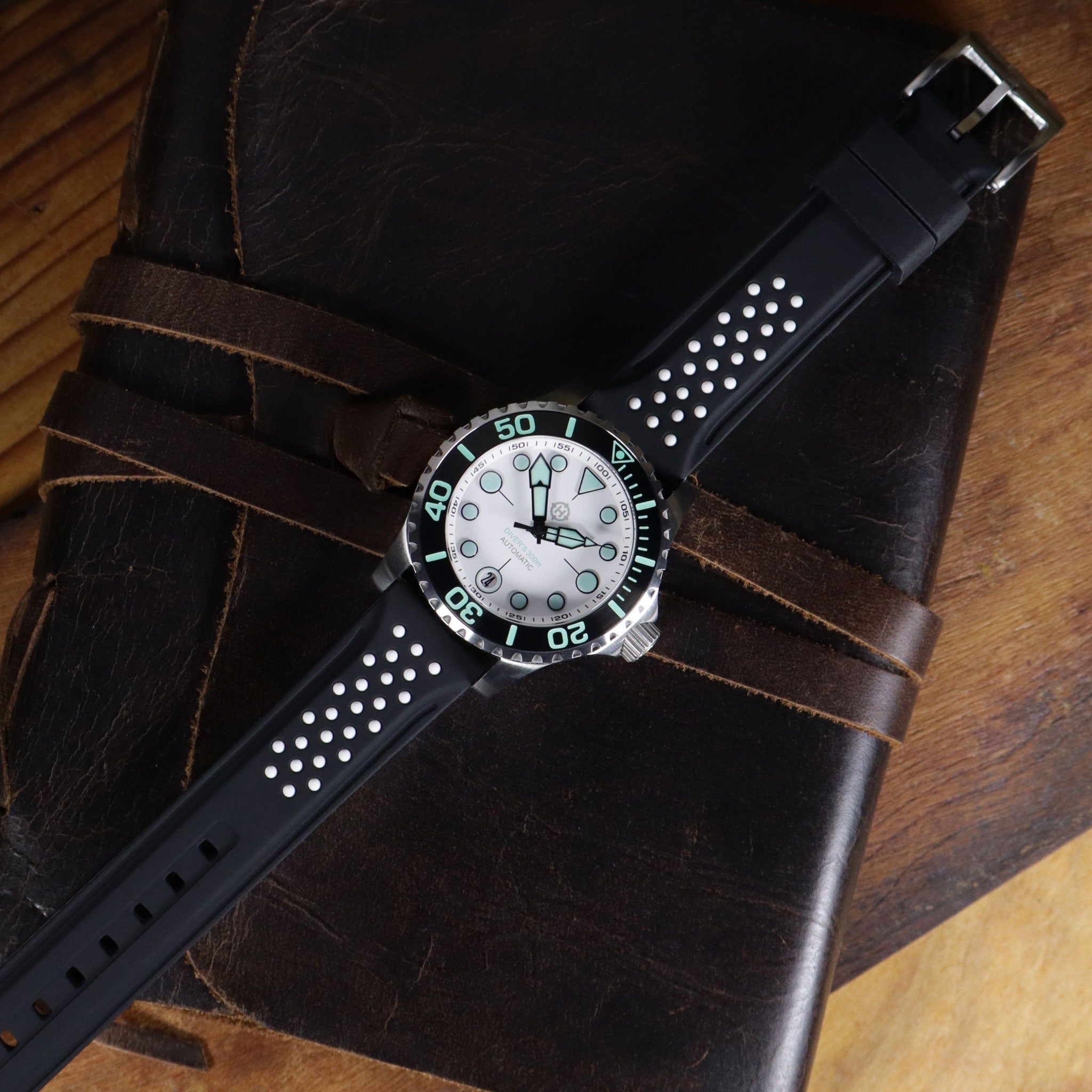 GlowFish™ High-Performance Silicone Rubber Watch Bands