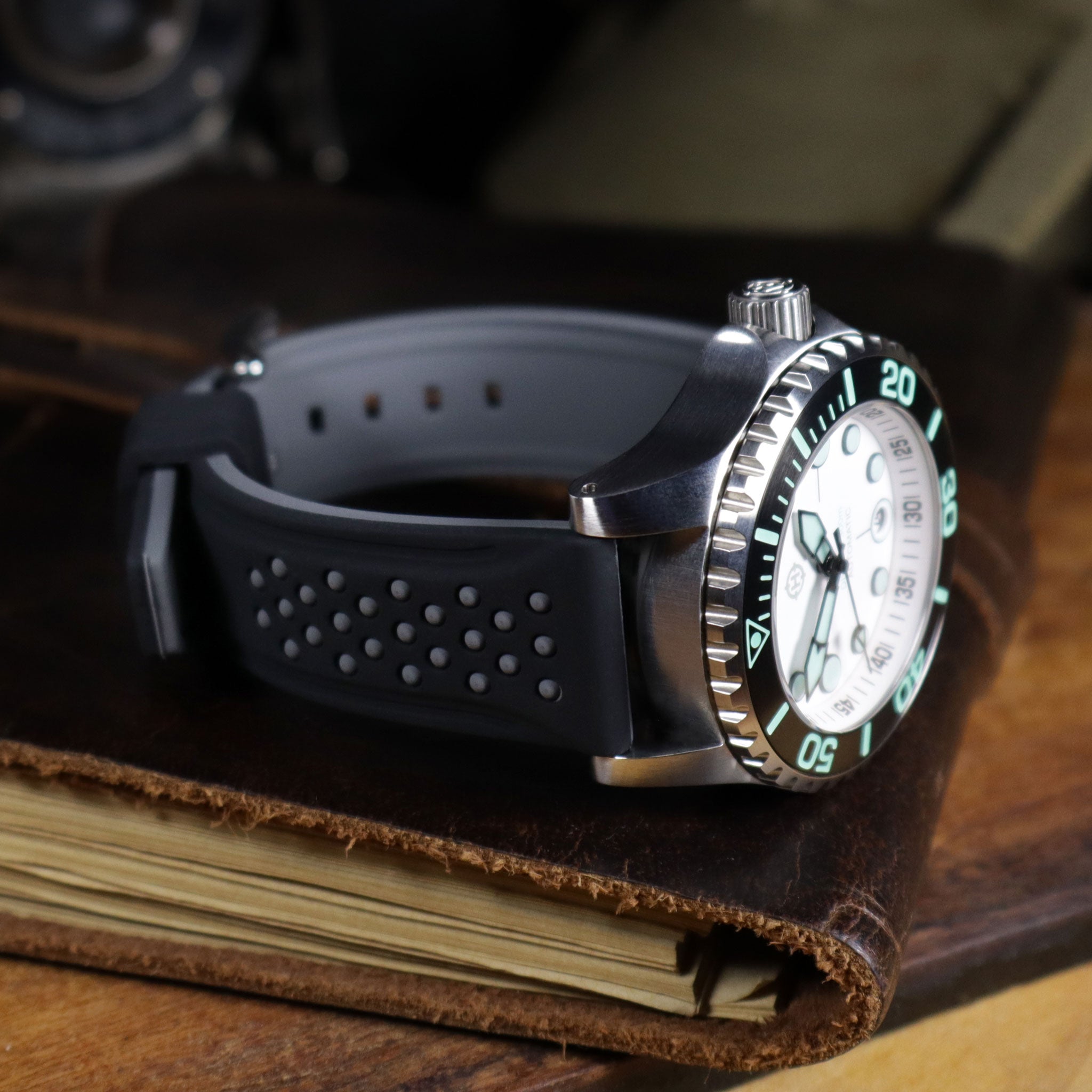 GlowFish™ High-Performance Silicone Rubber Watch Bands