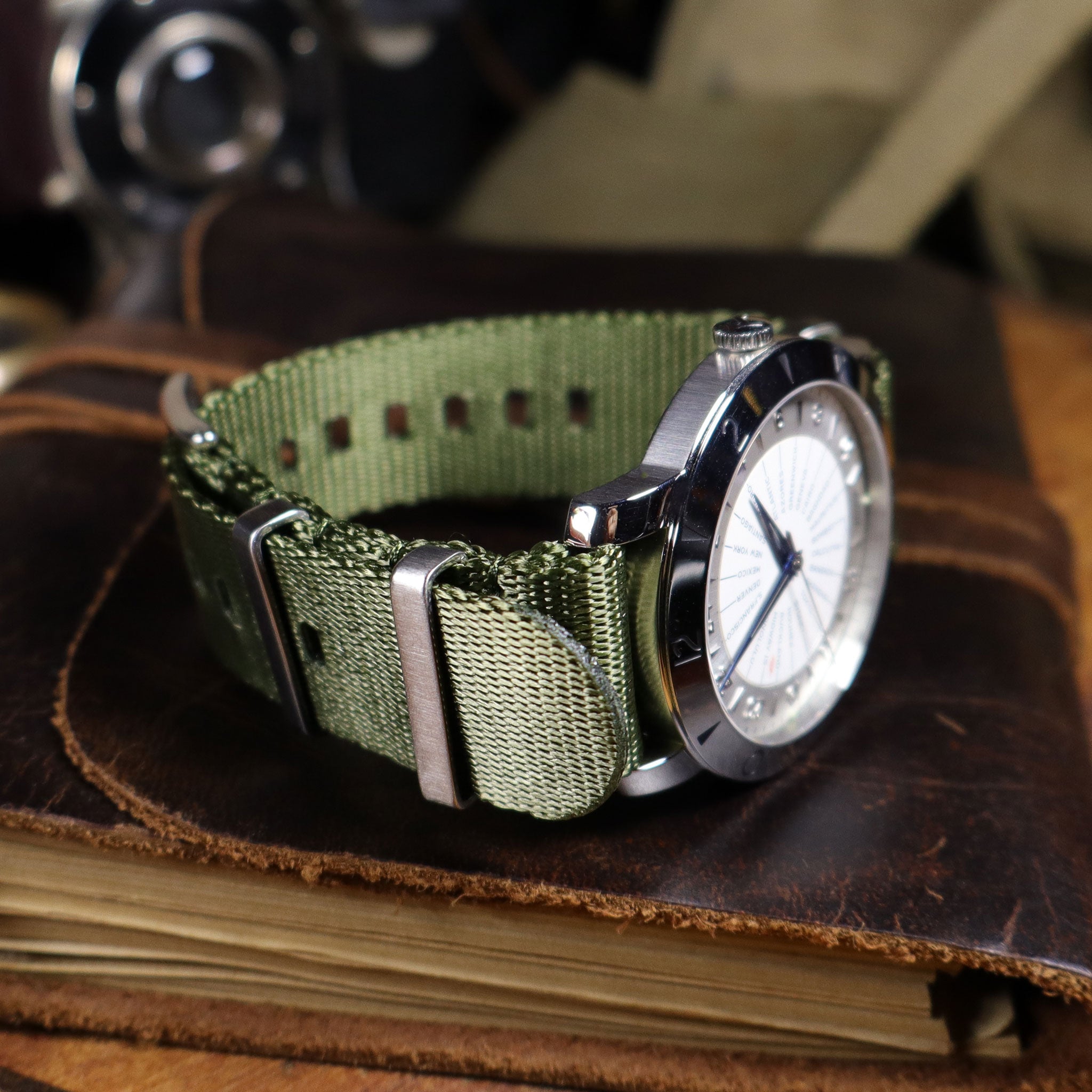 HALO™ Elite One-Piece Double-Pass Nylon Straps