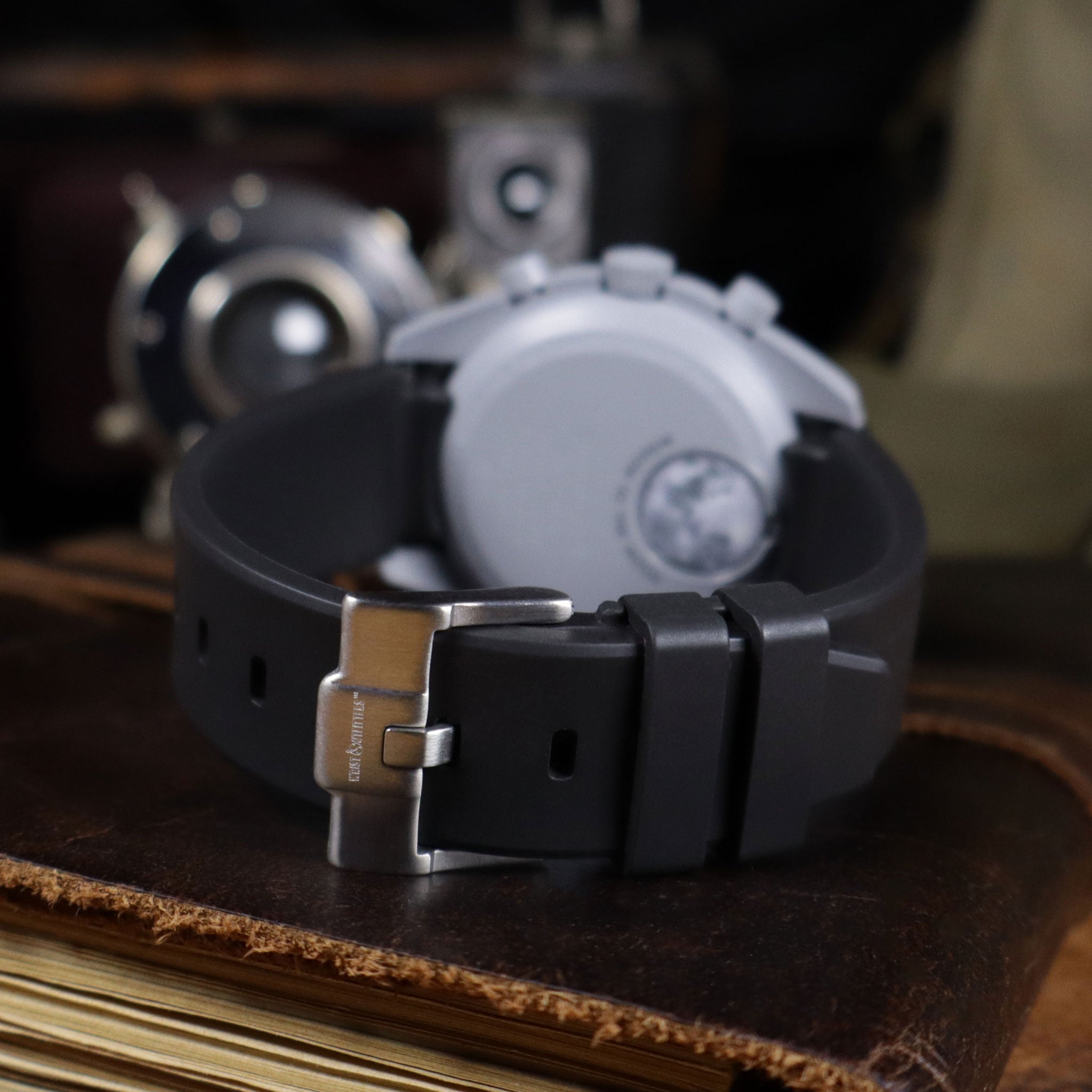 MoonGlow™ FKM Rubber Curved Watch Strap