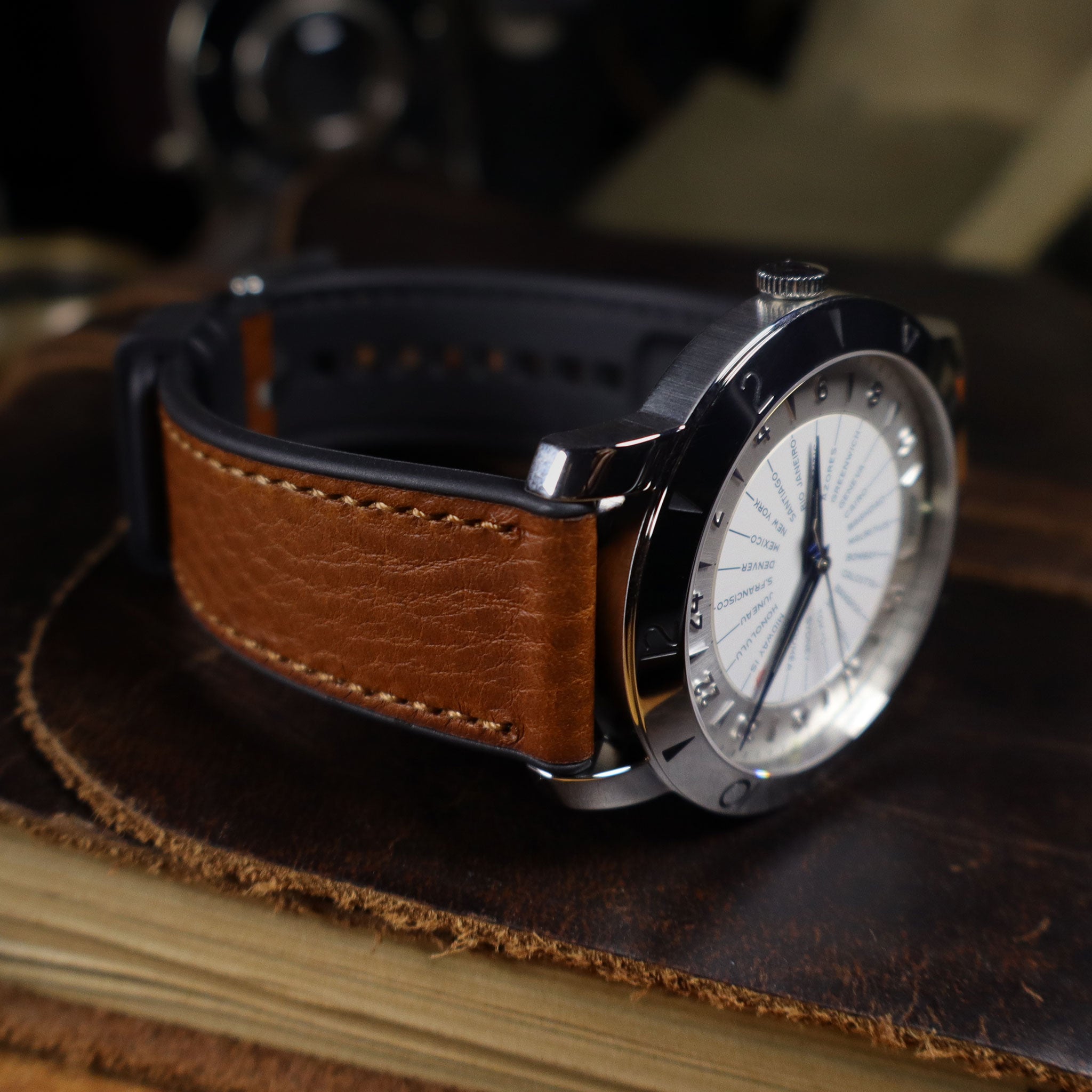 Shoreline™ Calfskin Leather & Natural Rubber Watch Band