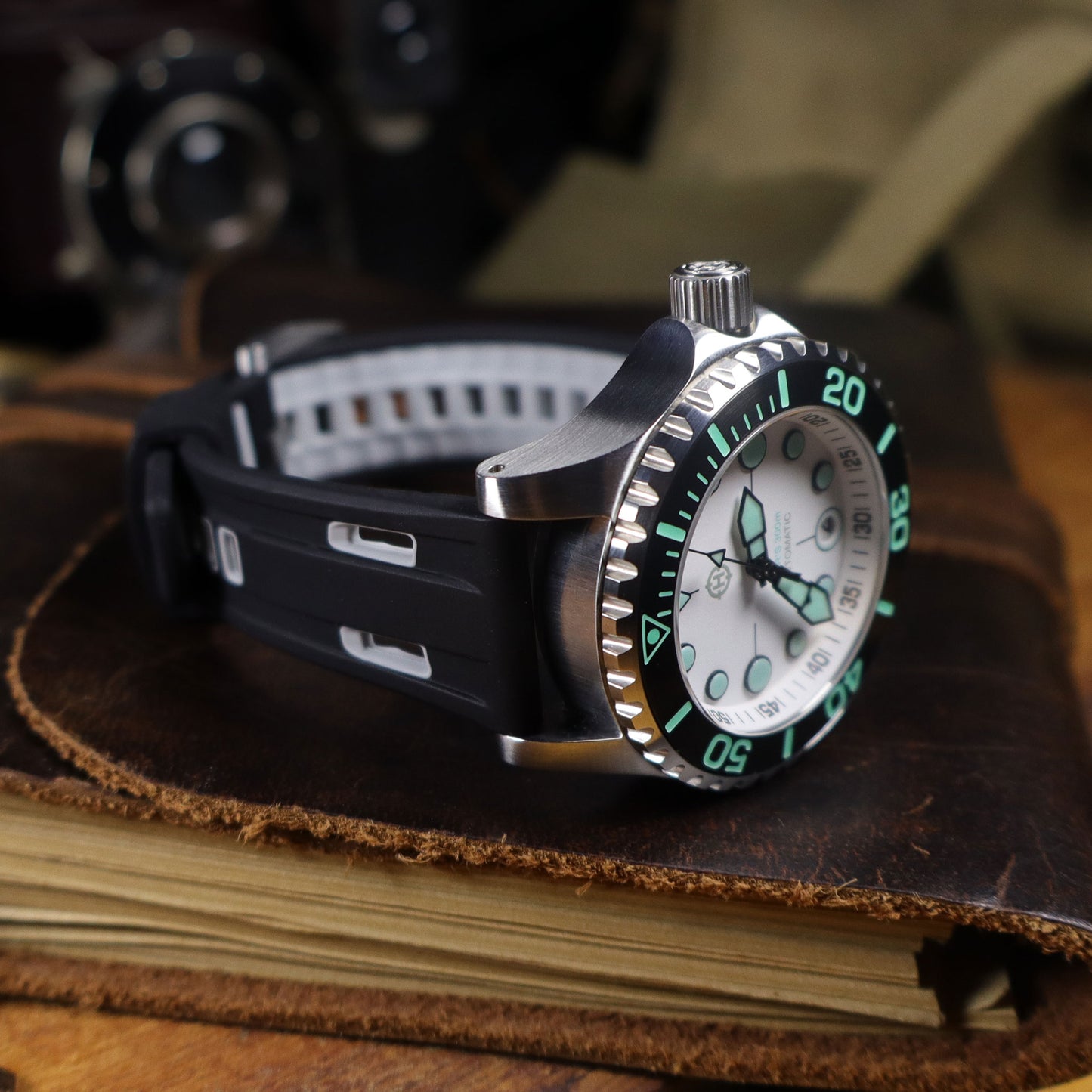 StingRay™ Vented Silicone Rubber Watch Band