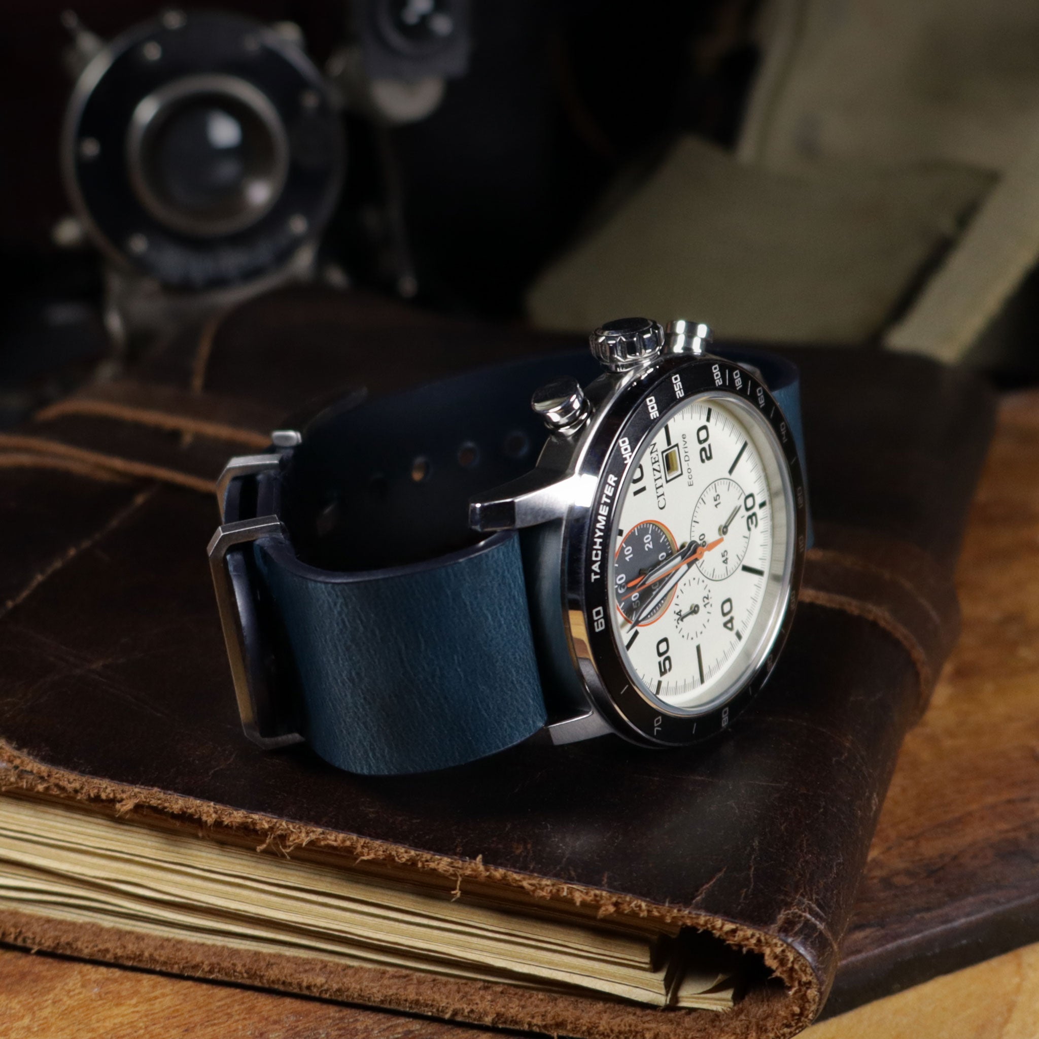 Tanner™ Leather Single-Pass Strap